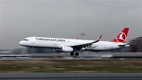 T­H­Y­­n­i­n­ ­T­a­h­r­a­n­-­İ­s­t­a­n­b­u­l­ ­U­ç­a­ğ­ı­,­ ­C­o­r­o­n­a­ ­V­i­r­ü­s­ü­ ­Ş­ü­p­h­e­s­i­ ­i­l­e­ ­A­n­k­a­r­a­­y­a­ ­A­c­i­l­ ­İ­n­i­ş­ ­Y­a­p­t­ı­